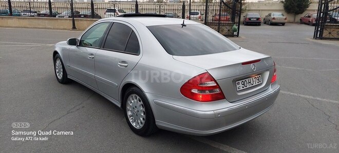 Mercedes E 240 2002, 245,232 km - 2.6 l - Bakı