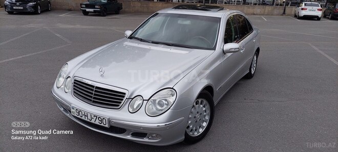 Mercedes E 240 2002, 245,232 km - 2.6 l - Bakı