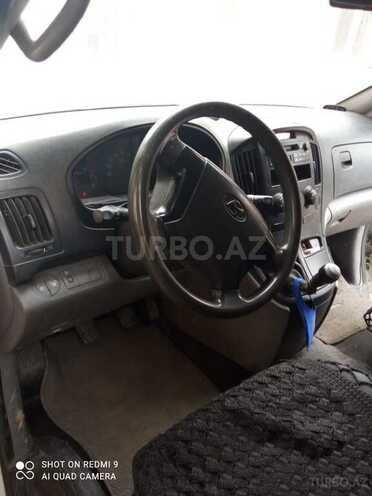 Hyundai H-1 2009, 236,656 km - 2.5 l - Bakı