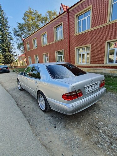 Mercedes E 240 2000, 280,335 km - 2.6 l - Şəmkir