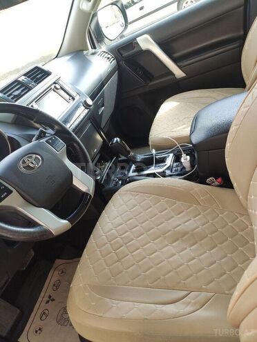 Toyota Land Cruiser 2013, 130,000 km - 2.7 л - Bakı
