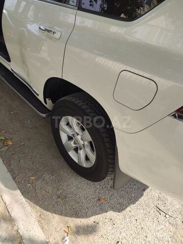Toyota Land Cruiser 2013, 130,000 km - 2.7 л - Bakı