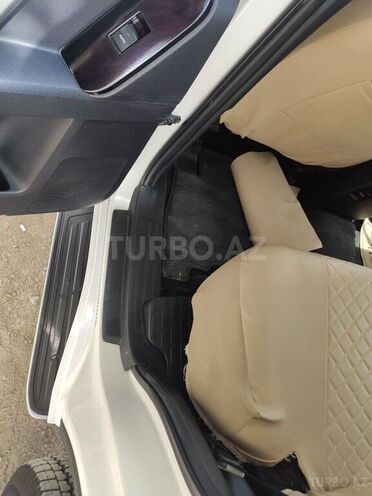 Toyota Land Cruiser 2013, 130,000 km - 2.7 л - Bakı