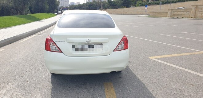 Nissan Sunny 2014, 142,300 km - 1.5 л - Bakı