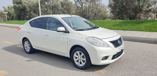 Nissan Sunny 2014, 142,300 km - 1.5 л - Bakı