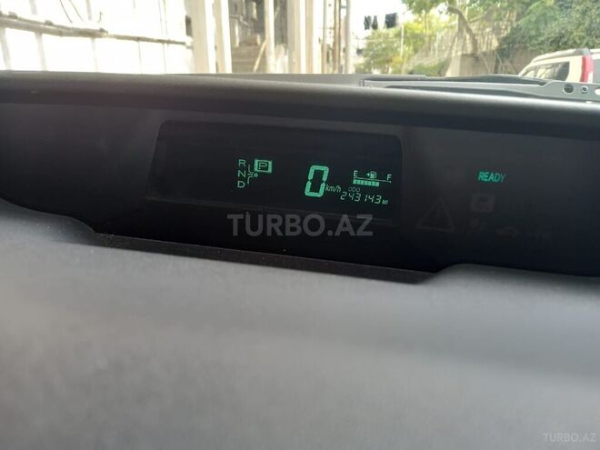 Toyota Prius 2009, 224,000 km - 1.5 л - Bakı