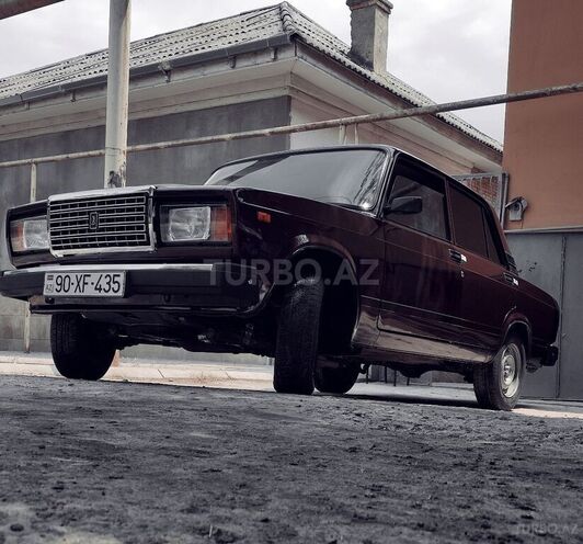 LADA (VAZ) 2107 2011, 40,000 km - 1.6 l - Salyan