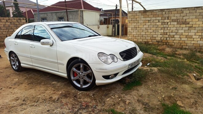 Mercedes C 250 2007, 270,000 km - 1.8 l - Bakı