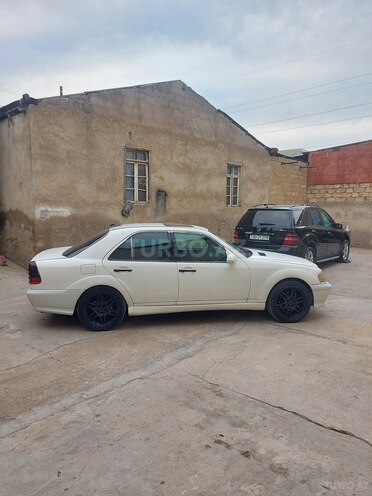 Mercedes C 230 1997, 315,000 km - 2.3 л - Bakı