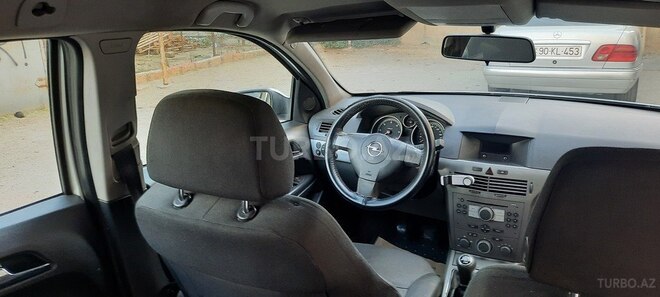 Opel Astra 2006, 400,000 km - 1.9 l - Bakı