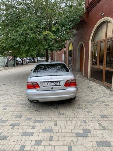 Mercedes E 230 1998, 250,000 km - 2.3 л - Gəncə