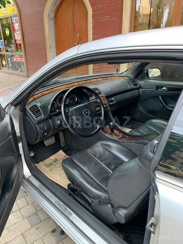 Mercedes E 230 1998, 250,000 km - 2.3 л - Gəncə