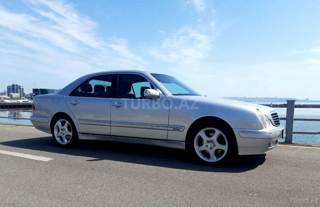 Mercedes E 270 1999, 490,000 km - 2.7 l - Bakı