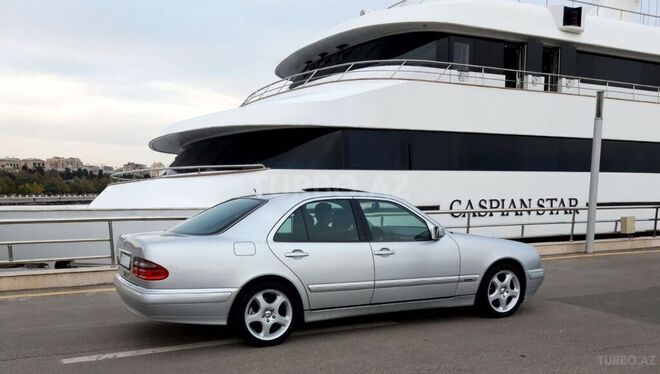 Mercedes E 270 1999, 490,000 km - 2.7 l - Bakı