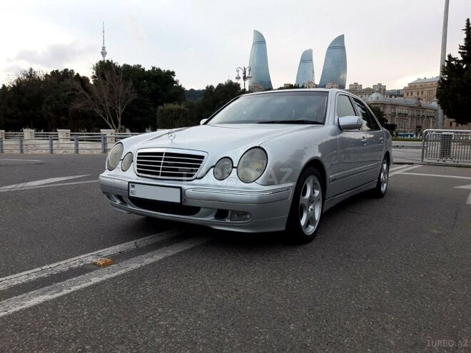 Mercedes E 270 1999, 490,000 km - 2.7 l - Bakı