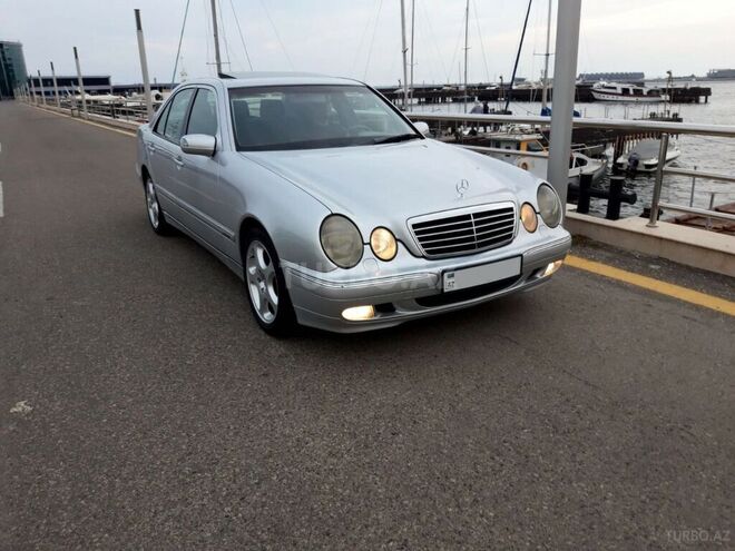 Mercedes E 270 1999, 490,000 km - 2.7 l - Bakı