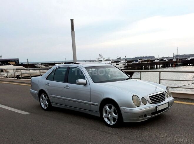 Mercedes E 270 1999, 490,000 km - 2.7 l - Bakı