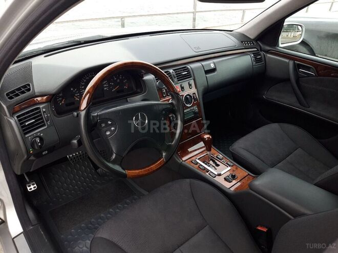 Mercedes E 270 1999, 490,000 km - 2.7 l - Bakı