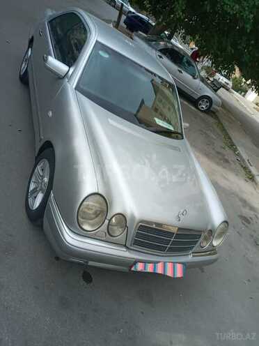 Mercedes E 240 1999, 397,000 km - 2.4 l - Bakı