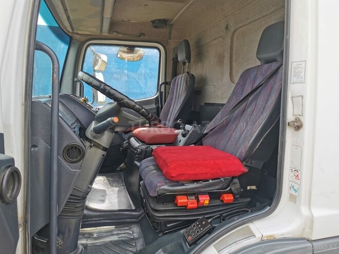 Mercedes Atego 817 2001, 425,767 km - 4.3 l - Bakı
