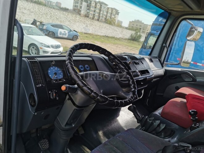 Mercedes Atego 817 2001, 425,767 km - 4.3 l - Bakı
