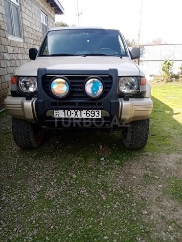 Mitsubishi Pajero 1992, 300,000 km - 2.5 л - Masallı