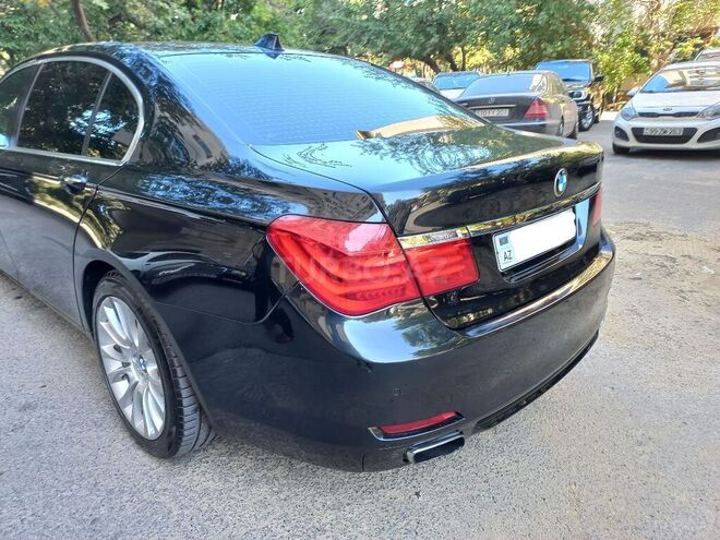 BMW 740 2009, 199,500 km - 3.0 l - Bakı
