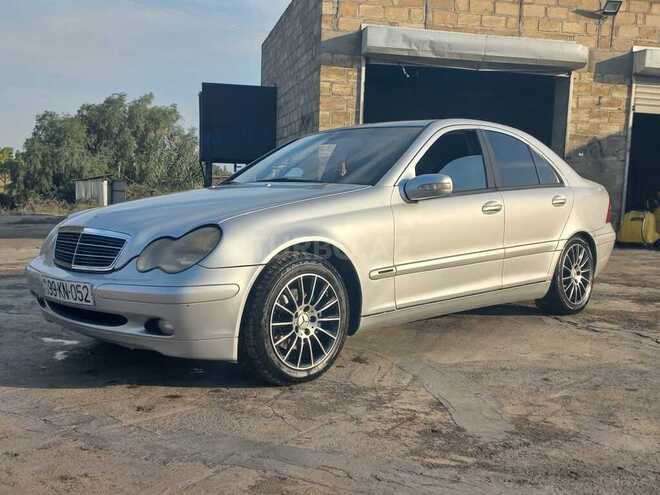 Mercedes C 200 2000, 327,193 km - 2.0 l - Bakı