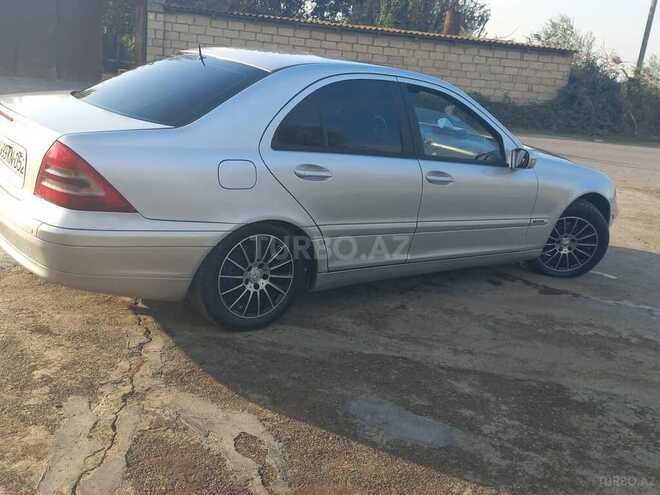 Mercedes C 200 2000, 327,193 km - 2.0 l - Bakı