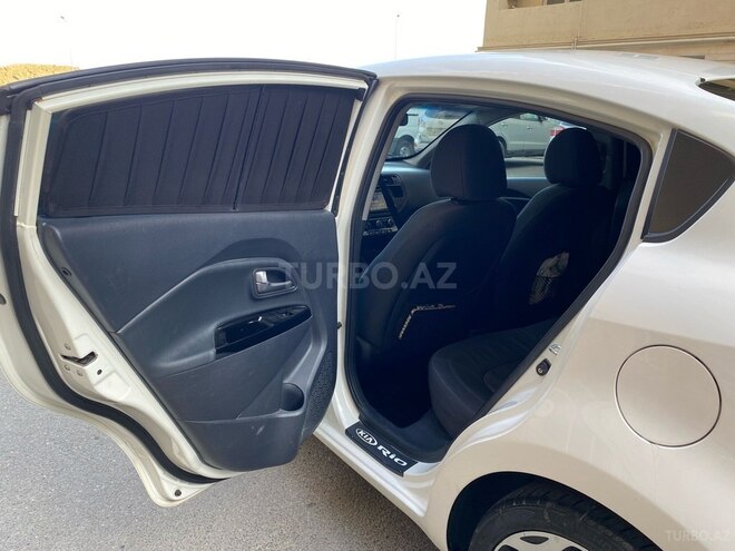 Kia Rio 2012, 133,300 km - 1.4 л - Bakı