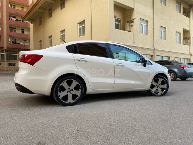 Kia Rio 2012, 133,300 km - 1.4 л - Bakı