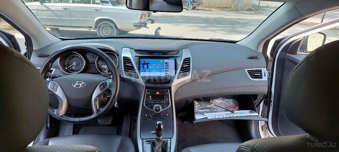 Hyundai Elantra 2013, 68,000 km - 1.6 л - Bərdə