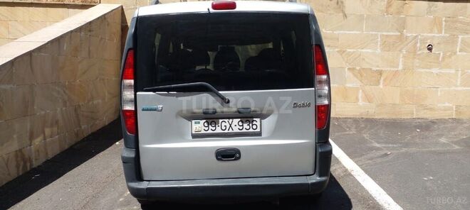 Fiat Doblo 2003, 385,000 km - 1.9 l - Bakı