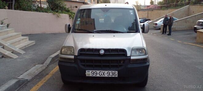 Fiat Doblo 2003, 385,000 km - 1.9 l - Bakı