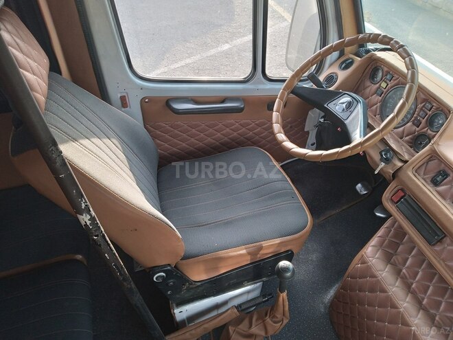 Mercedes 208 D 1992, 232,323 km - 2.3 l - Gəncə