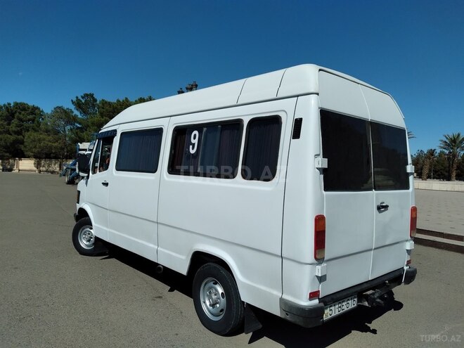Mercedes 208 D 1992, 232,323 km - 2.3 l - Gəncə