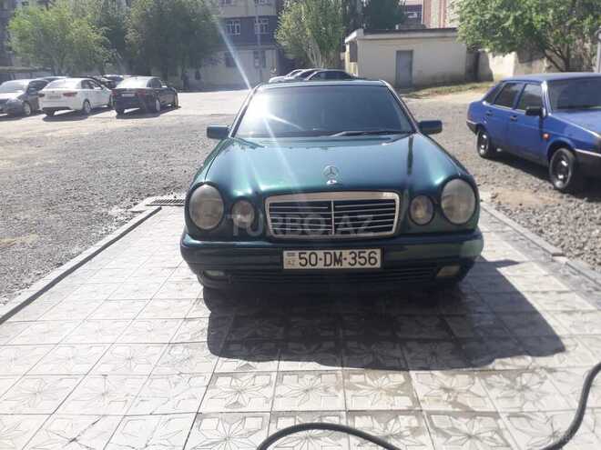 Mercedes E 230 1996, 312,000 km - 2.3 l - Sumqayıt