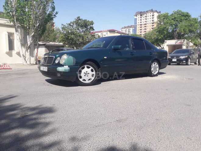 Mercedes E 230 1996, 312,000 km - 2.3 l - Sumqayıt