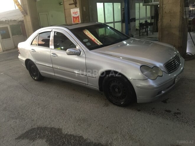 Mercedes C 220 2000, 480,000 km - 2.2 l - Bakı