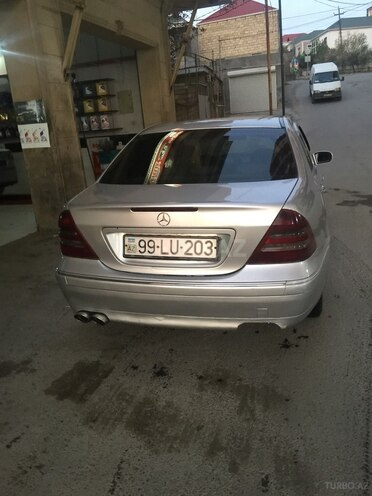 Mercedes C 220 2000, 480,000 km - 2.2 l - Bakı