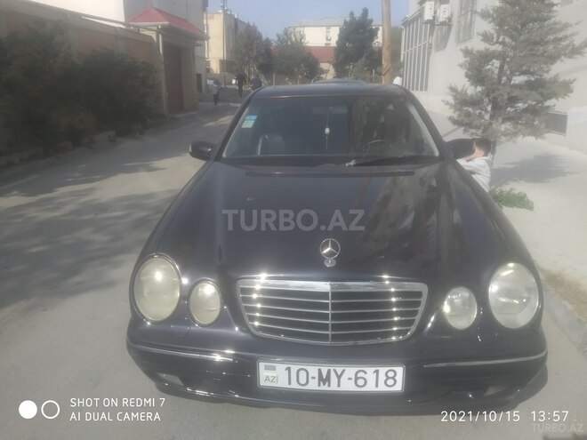 Mercedes E 240 2001, 370,000 km - 2.6 l - Xırdalan