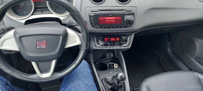 SEAT Ibiza 2011, 180,200 km - 1.2 l - Bakı