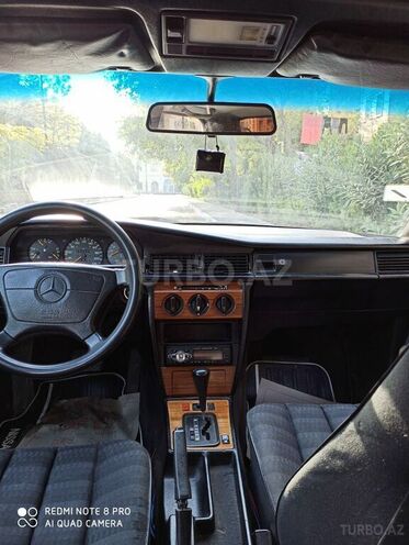 Mercedes 190 1992, 29,000 km - 2.0 л - Bakı