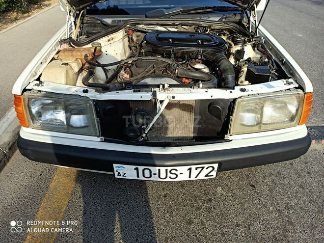 Mercedes 190 1992, 29,000 km - 2.0 л - Bakı