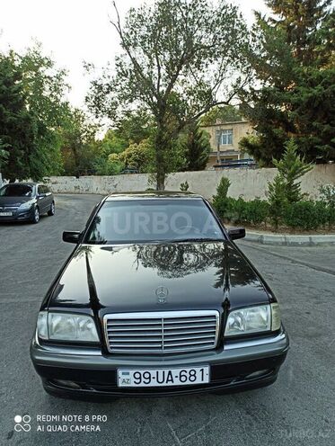 Mercedes C 180 2000, 285,000 km - 1.8 l - Bakı