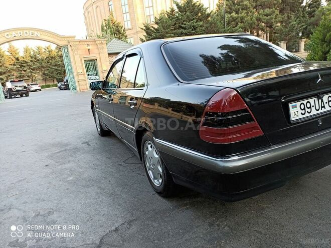 Mercedes C 180 2000, 285,000 km - 1.8 l - Bakı