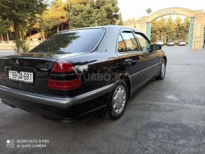 Mercedes C 180 2000, 285,000 km - 1.8 l - Bakı