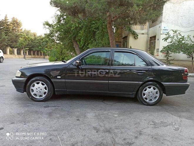 Mercedes C 180 2000, 285,000 km - 1.8 l - Bakı