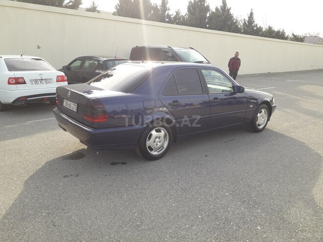 Mercedes C 220 1999, 315,648 km - 2.2 l - Sumqayıt