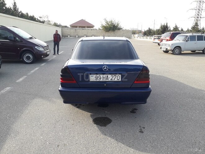 Mercedes C 220 1999, 315,648 km - 2.2 l - Sumqayıt